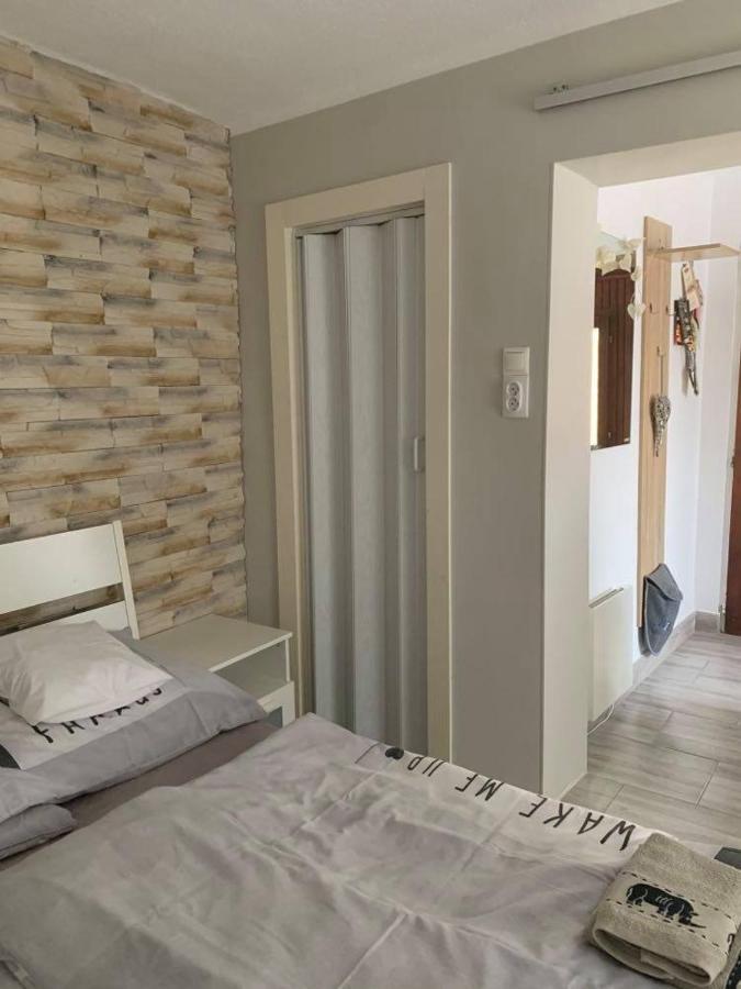 Mandi Apartman Veresegyház Eksteriør billede